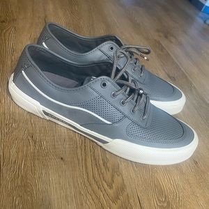 Sorrry Sneakers size 11